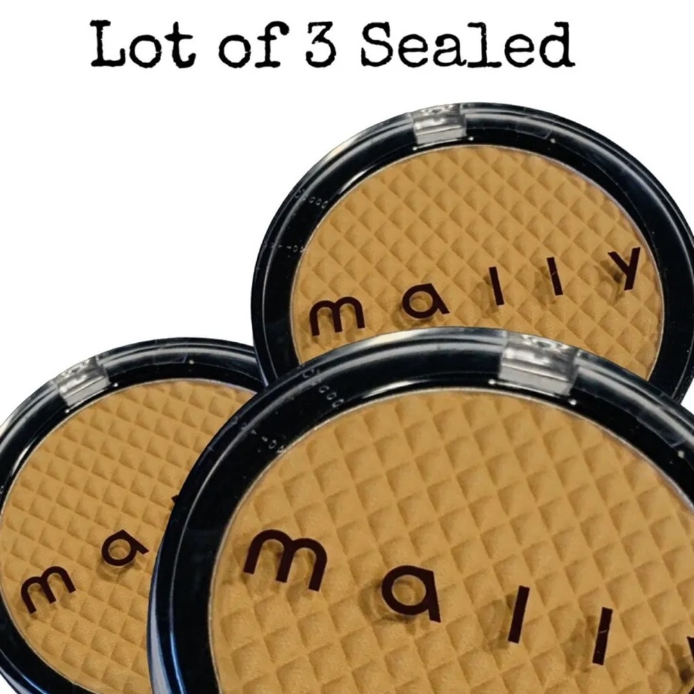 Mally Liquifuse Powder Foundation Medium Lot of 3 sealed power foundation